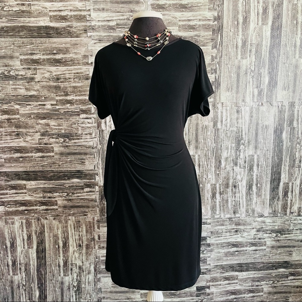 Ali Ro Black side tie casual day to night dress EUC sz. 10 stretchy short sleeve